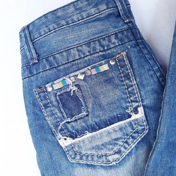 Low Rise Embroidered Boot Cut Jeans Studded and Distressed - Picture 4 of 6